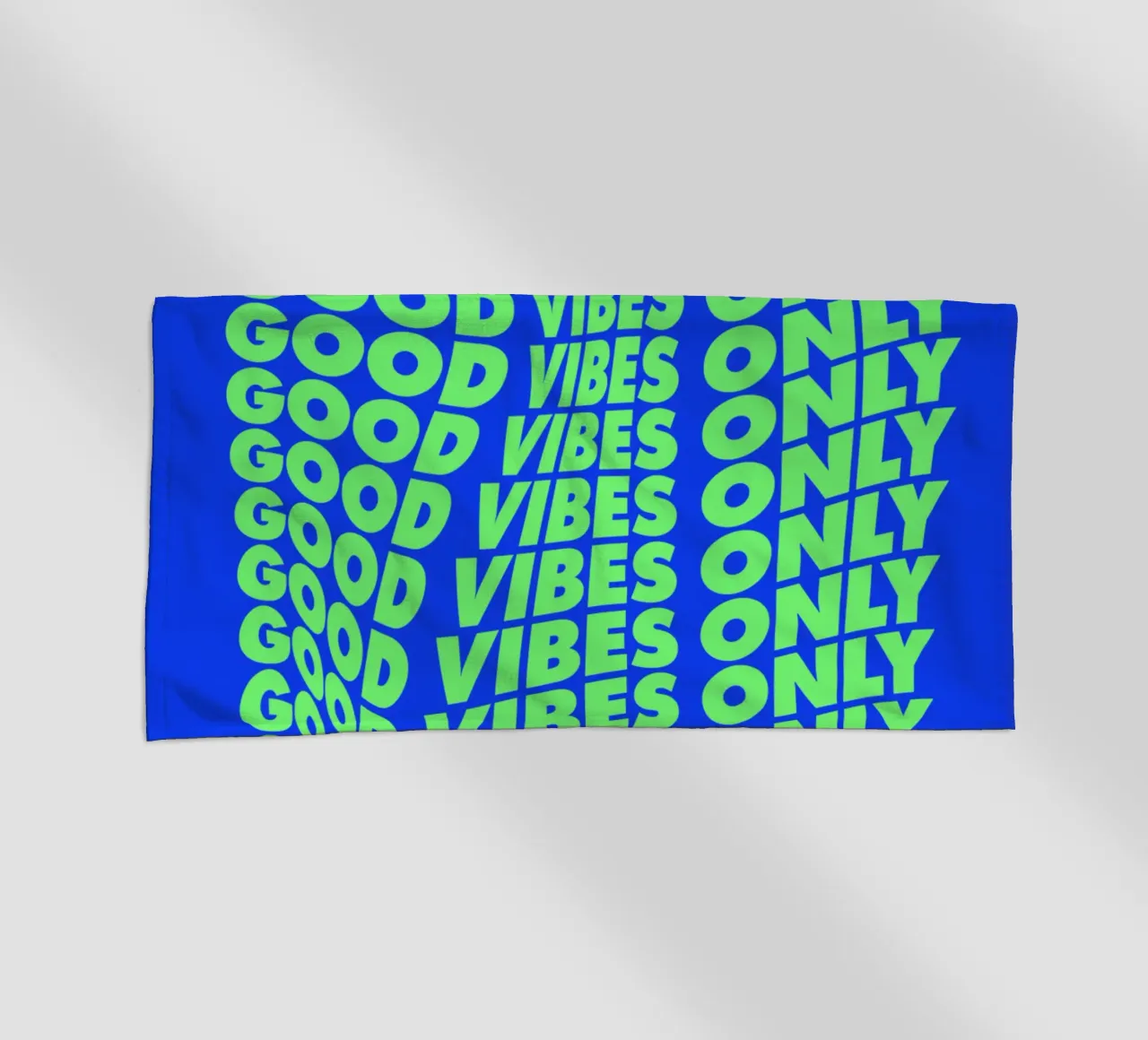Good Vibes Only Modern Decorative Uplifting Typography Print toalla de playa de THE MOTIVATED TYPE