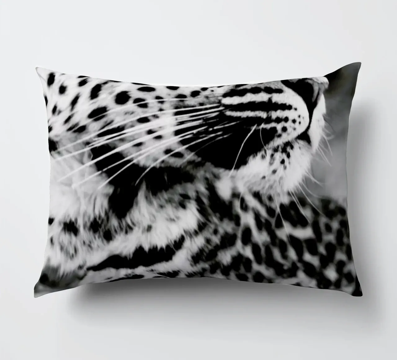 A Leopard's Spots kussen van Natural Kingdom