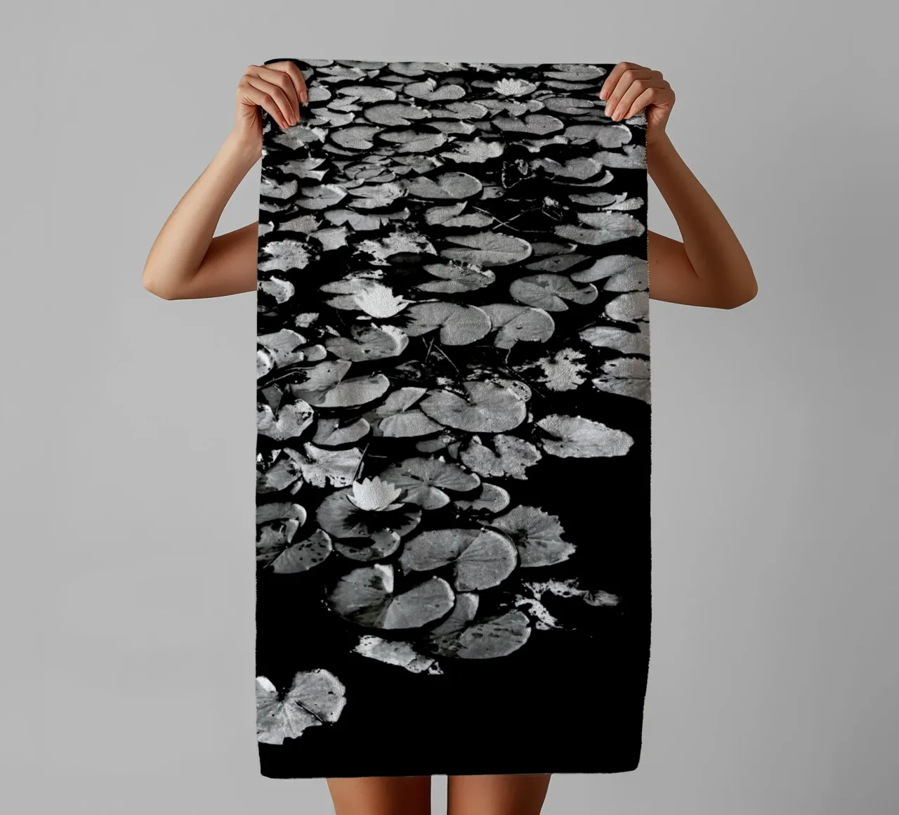 Dark Water Lily towel by Babett Schultze