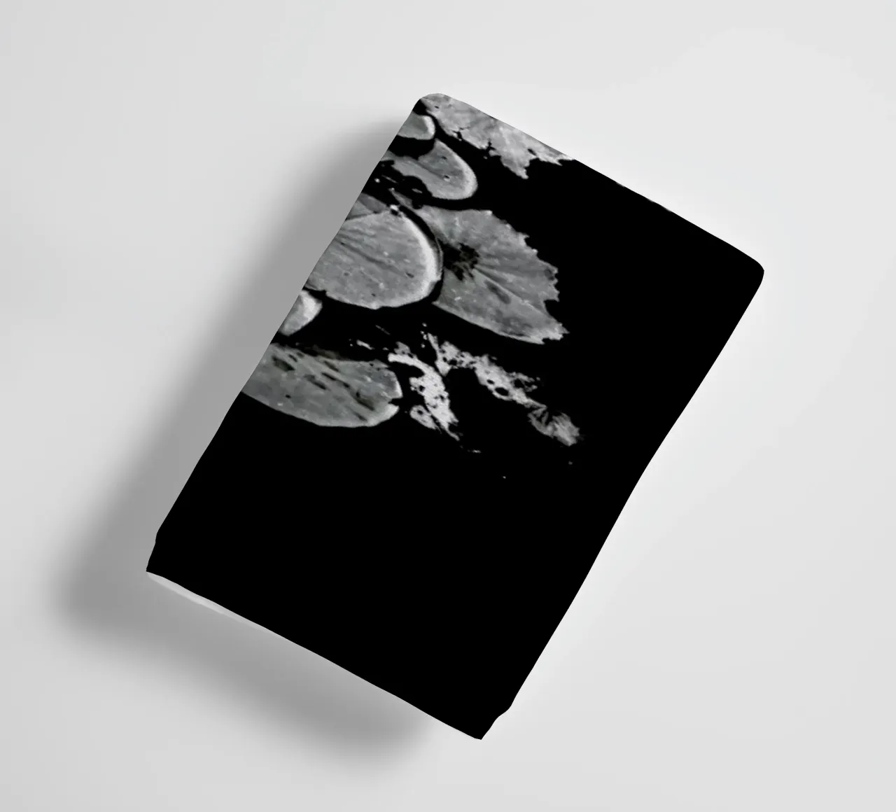 Dark Water Lily towel by Babett Schultze