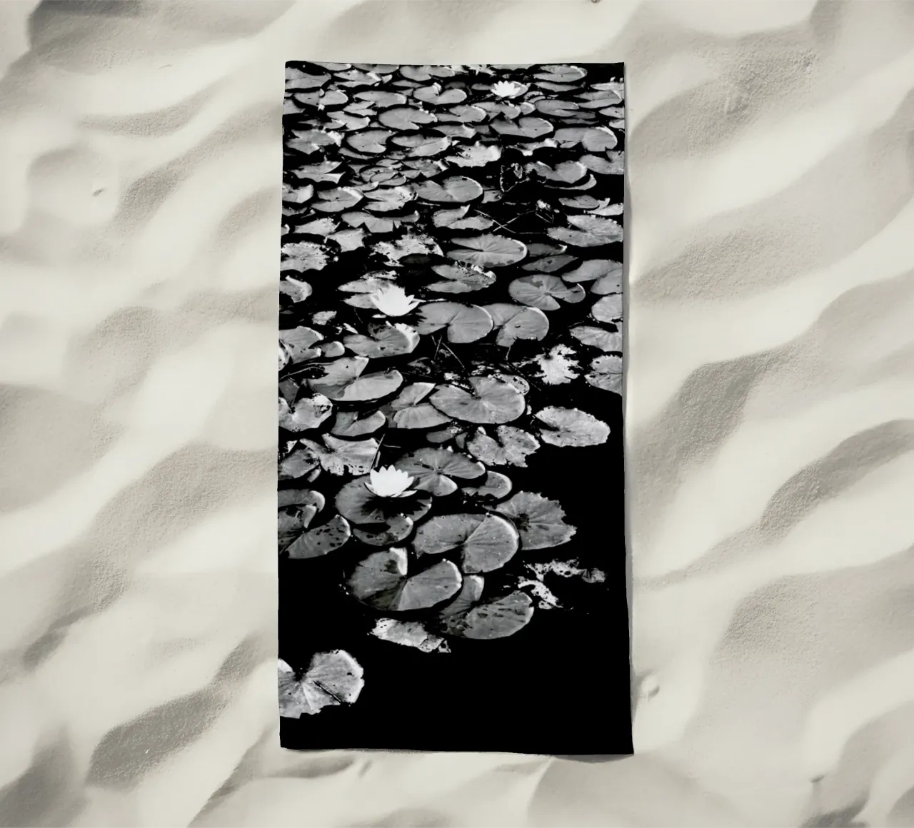 Dark Water Lily telo mare da Babett Schultze