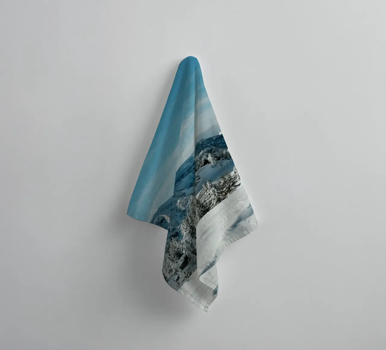 Whispers of Winter asciugamano da bagno da FujiSwiss