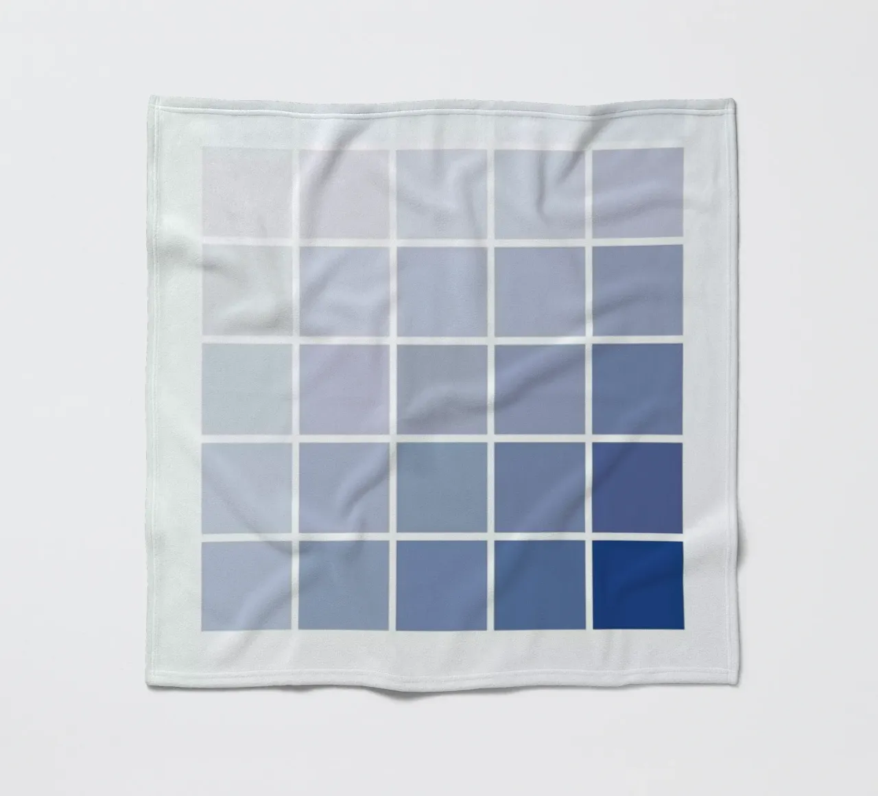 Sky #18 coperta in pile da daylight design studio