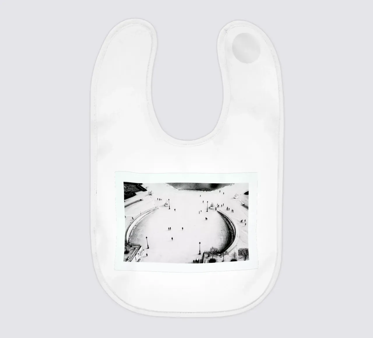 Walk in the Park baby bib by METROPOLIS