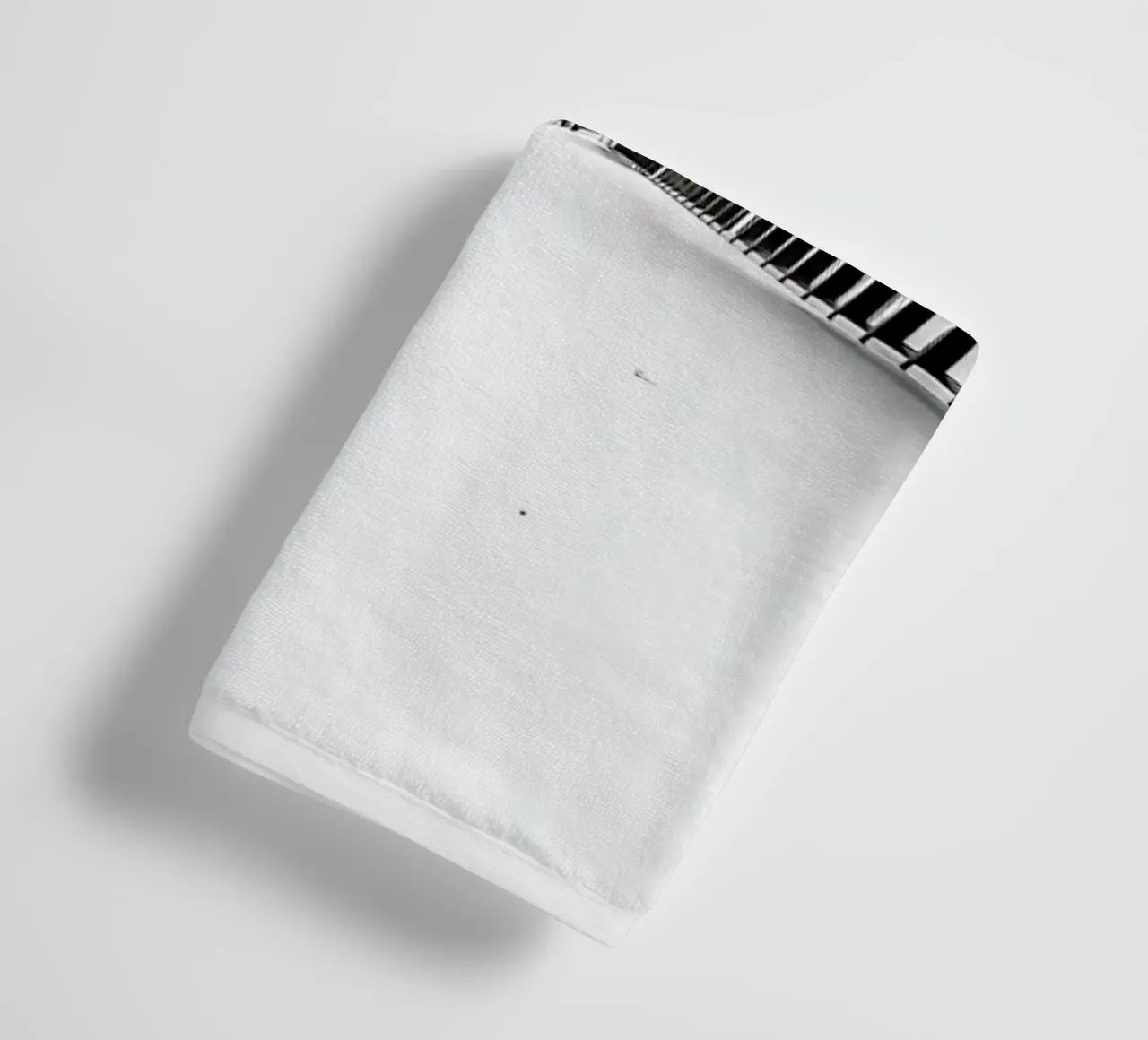 Adam's Bridge London towel by Babett Schultze