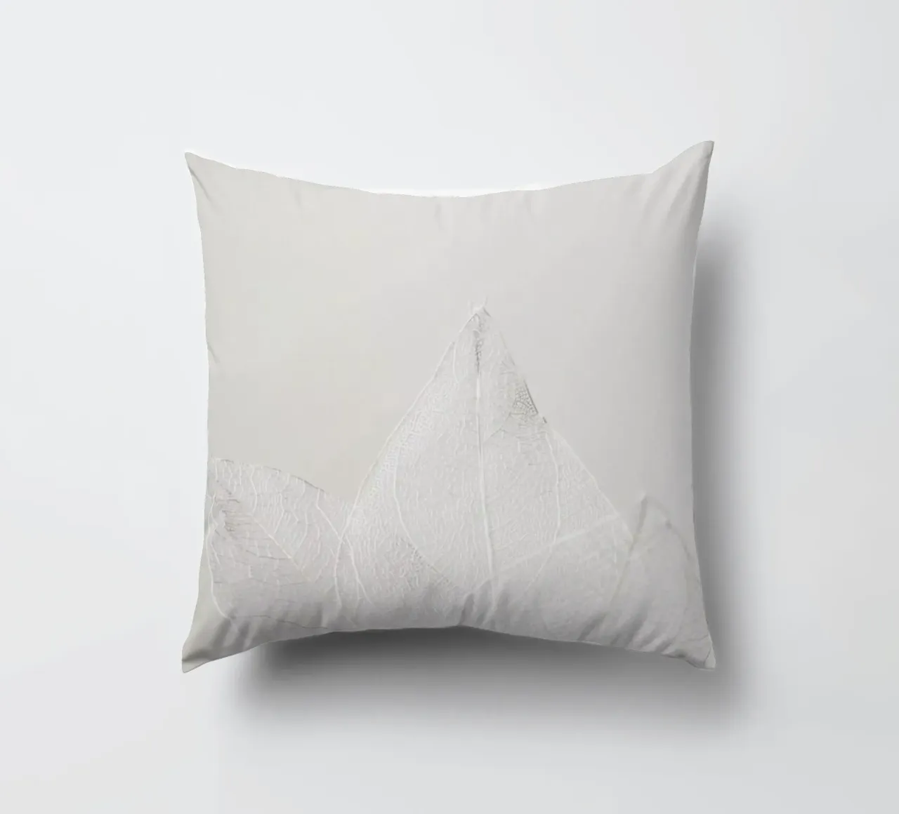 Light Skeleton Leaves cuscino da Babett Schultze