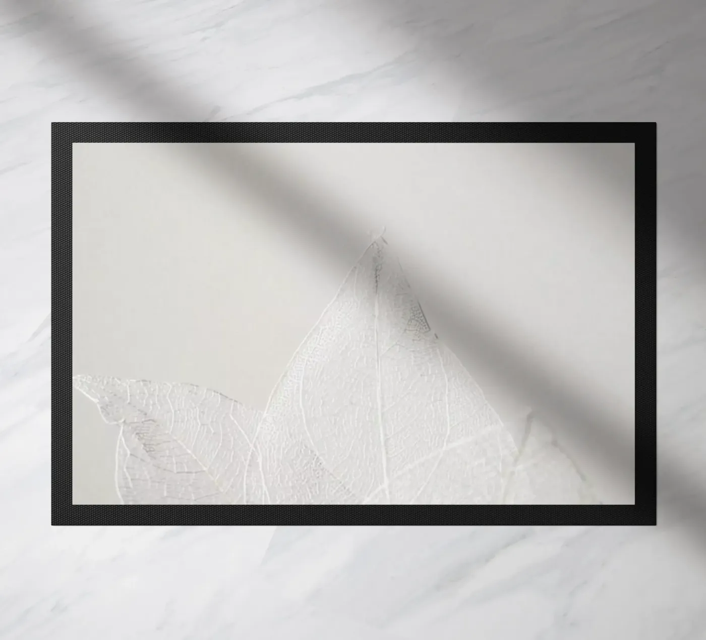 Light Skeleton Leaves zerbino da Babett Schultze