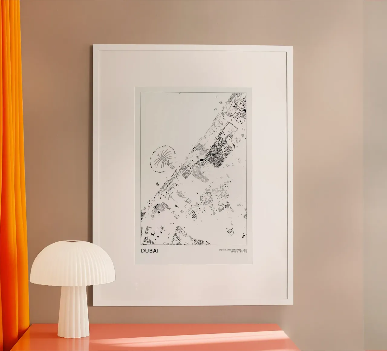 Dubai poster con telaio in legno da The Cartography Collection