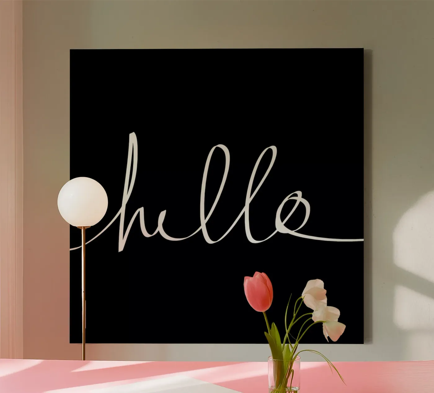 Hello canvas van Leah Flores