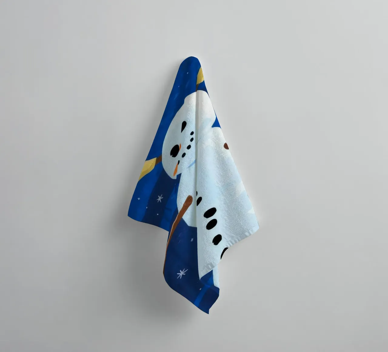 ijzig winterlandschap badhanddoek van Timeless Huse