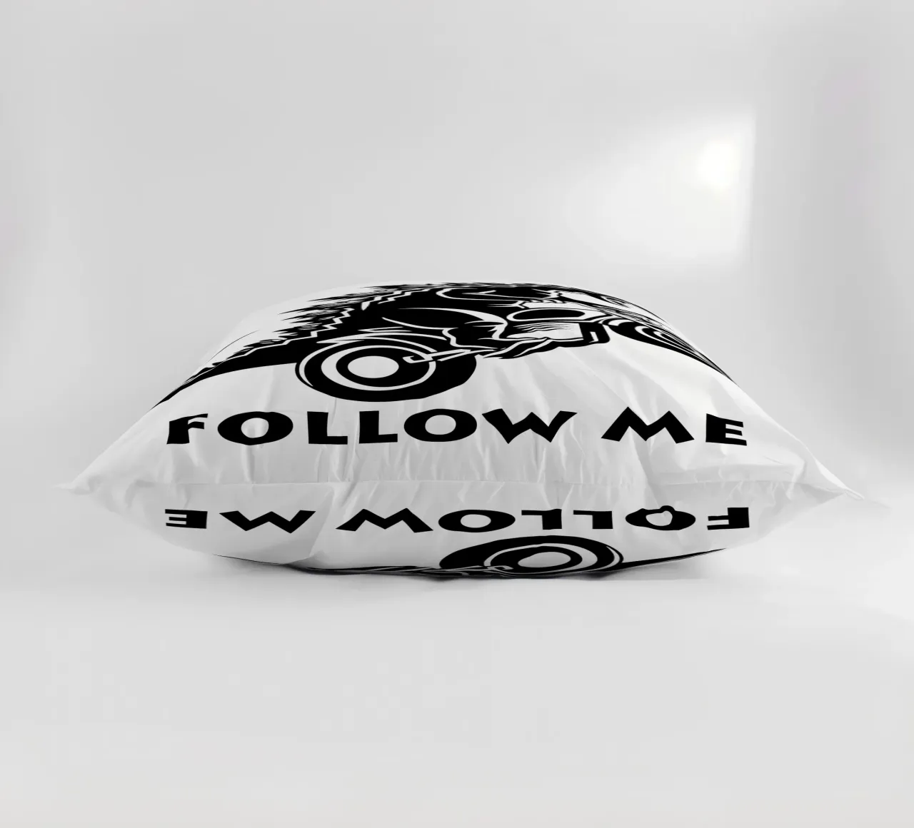 Camicia biker design Follow Me cuscino da Autofocus