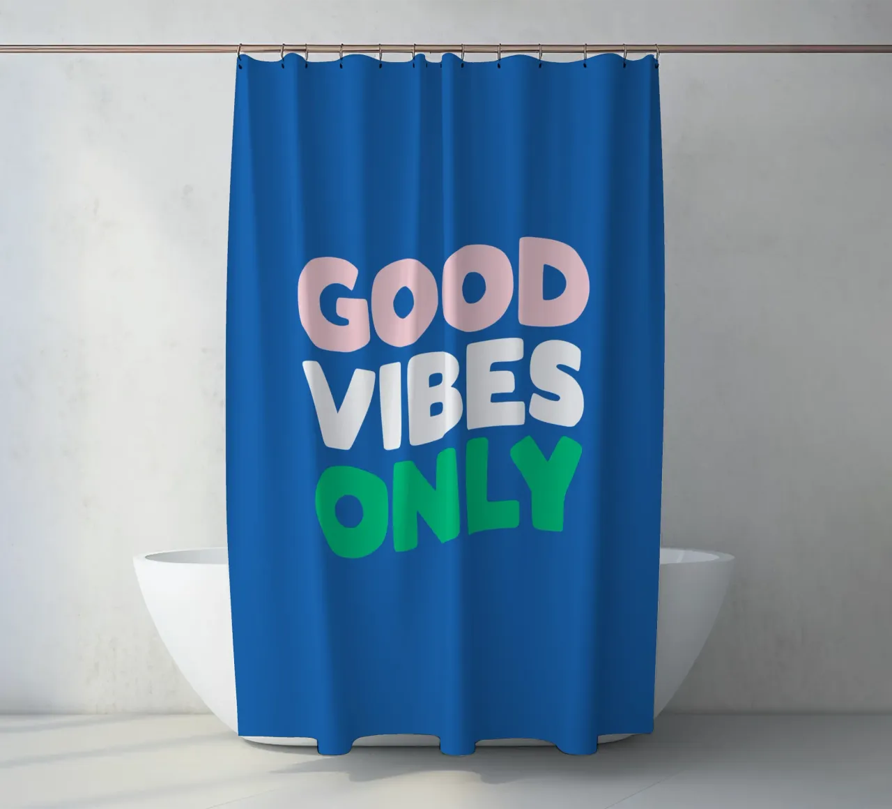 Good Vibes Only Roze Groen Blauw en Wit Typografie Print douchegordijn van THE MOTIVATED TYPE