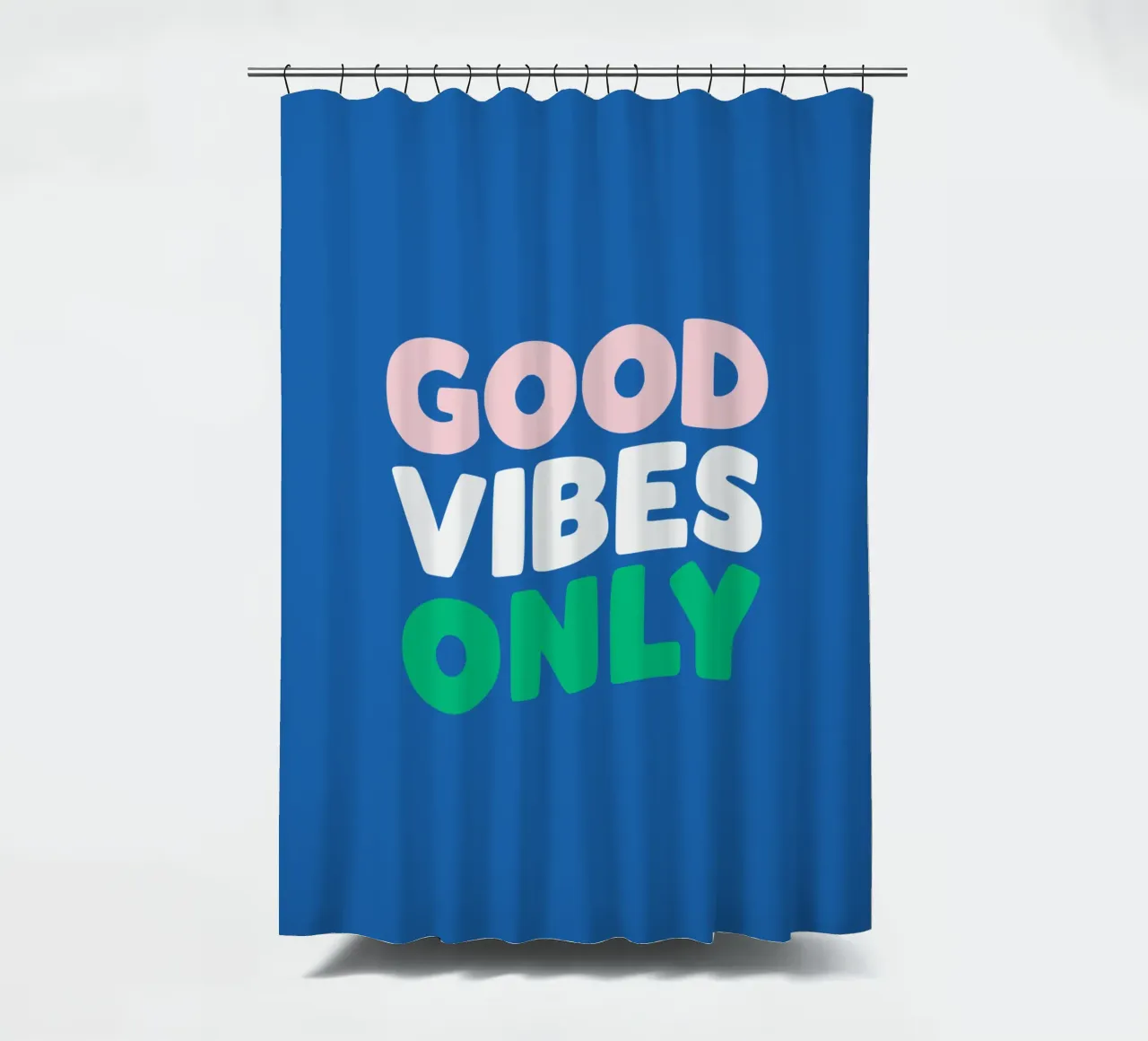 Good Vibes Only Roze Groen Blauw en Wit Typografie Print douchegordijn van THE MOTIVATED TYPE