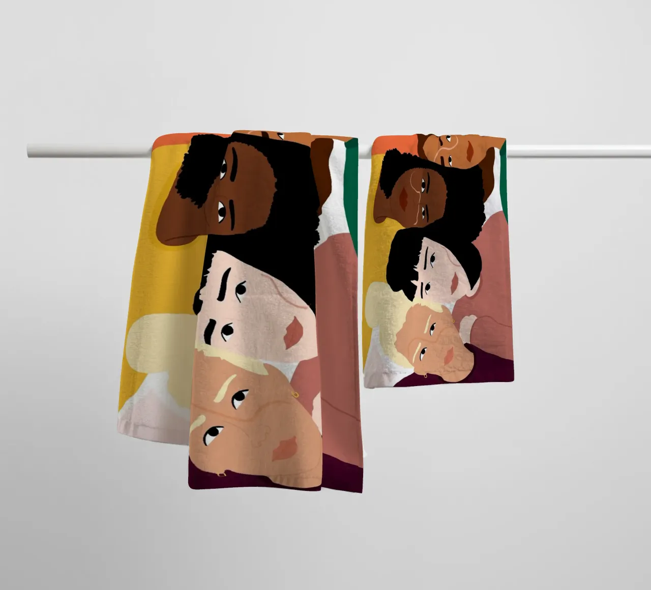 Linked towel by Céleste Wallaert