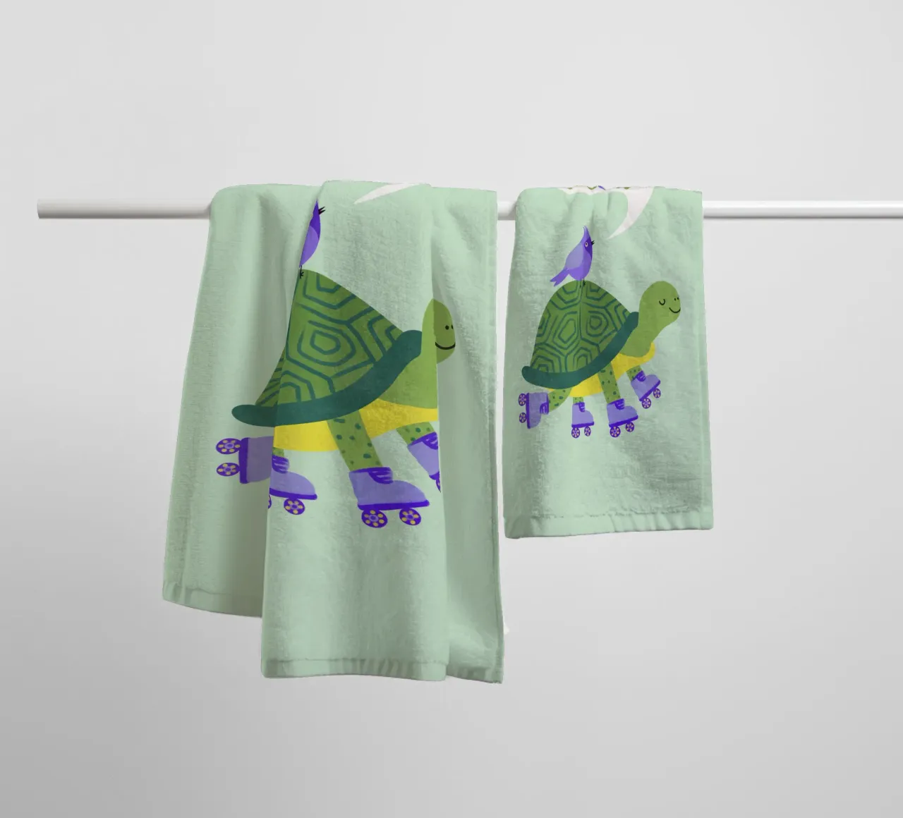 Turtle with Bird - keep Rolling! towel by Illustration Raissa Oltmanns