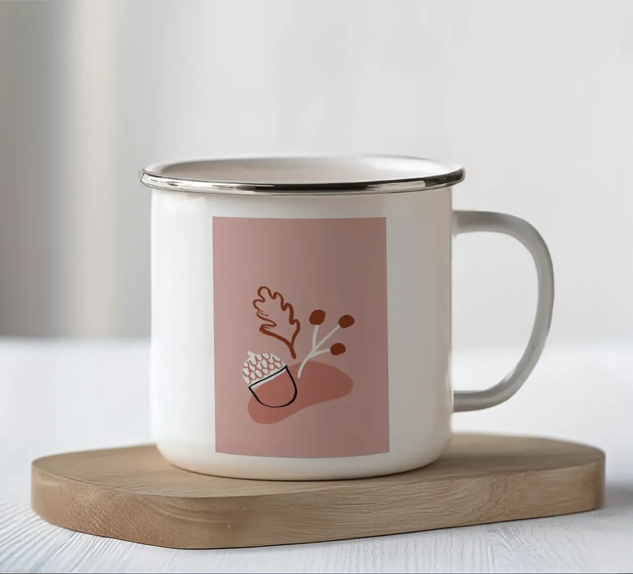 This Winter 05 tazza in smalto da Farina Kuklinski