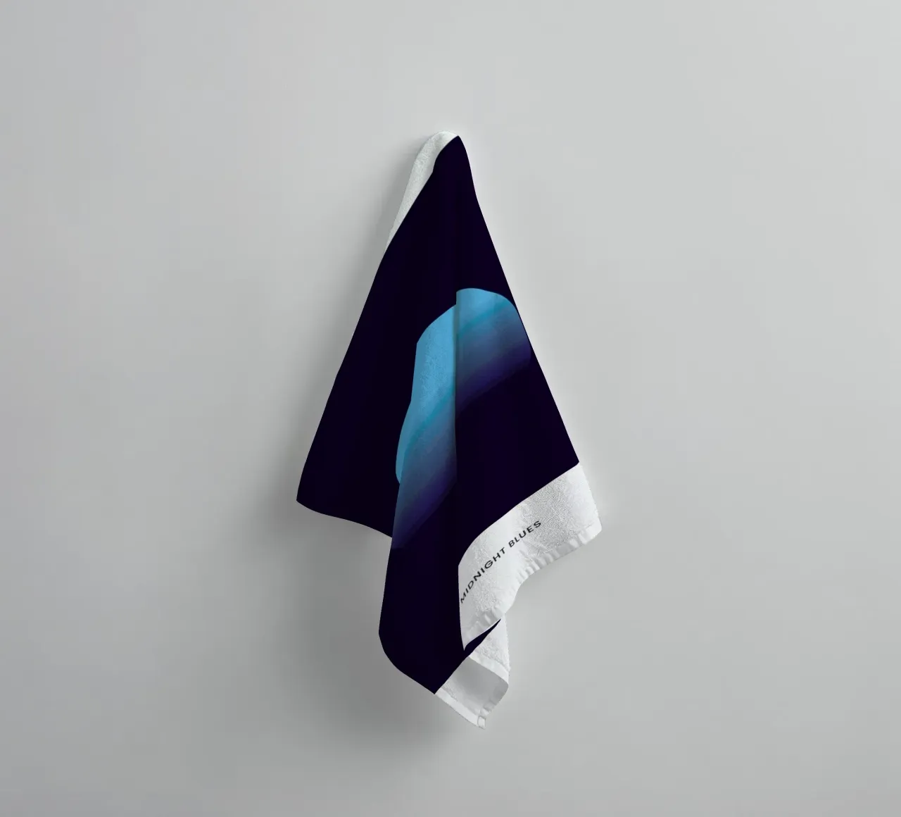 Midnight #5 asciugamano da bagno da daylight design studio