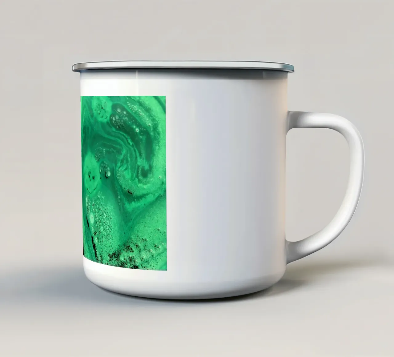Verde tazza in smalto da Massimo Frascogna