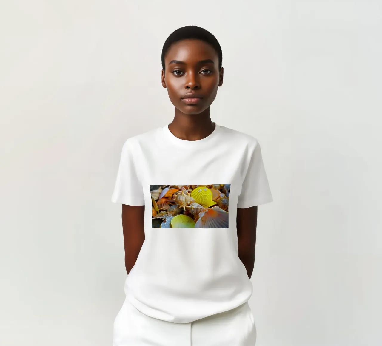 Conchiglie t-shirt da Massimo Frascogna