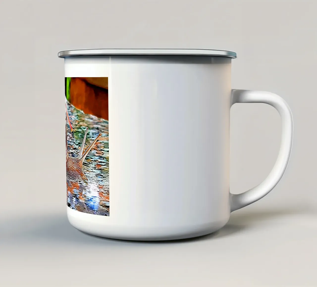 Lumaca tazza in smalto da Massimo Frascogna