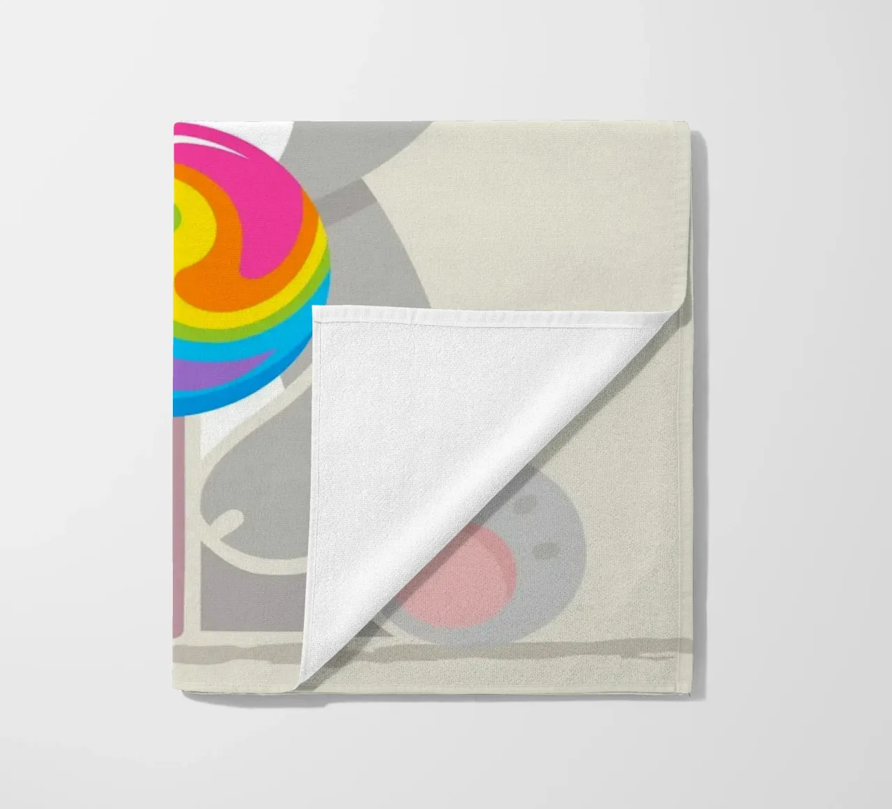 Piccolo koala allegro con un lecca-lecca colorato telo mare da namosh