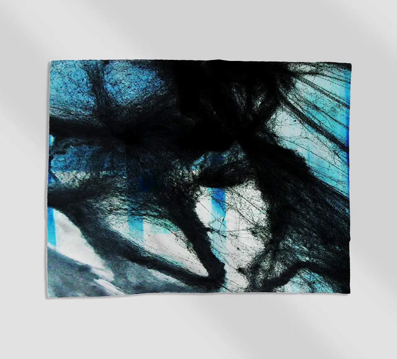 Web nero telo mare da Massimo Frascogna