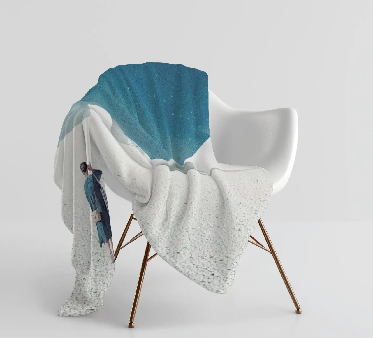 Mom Taught Me How To Look Around coperta in pile da Maarten Léon