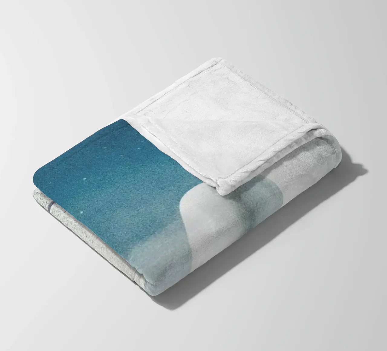 Mom Taught Me How To Look Around coperta in pile da Maarten Léon