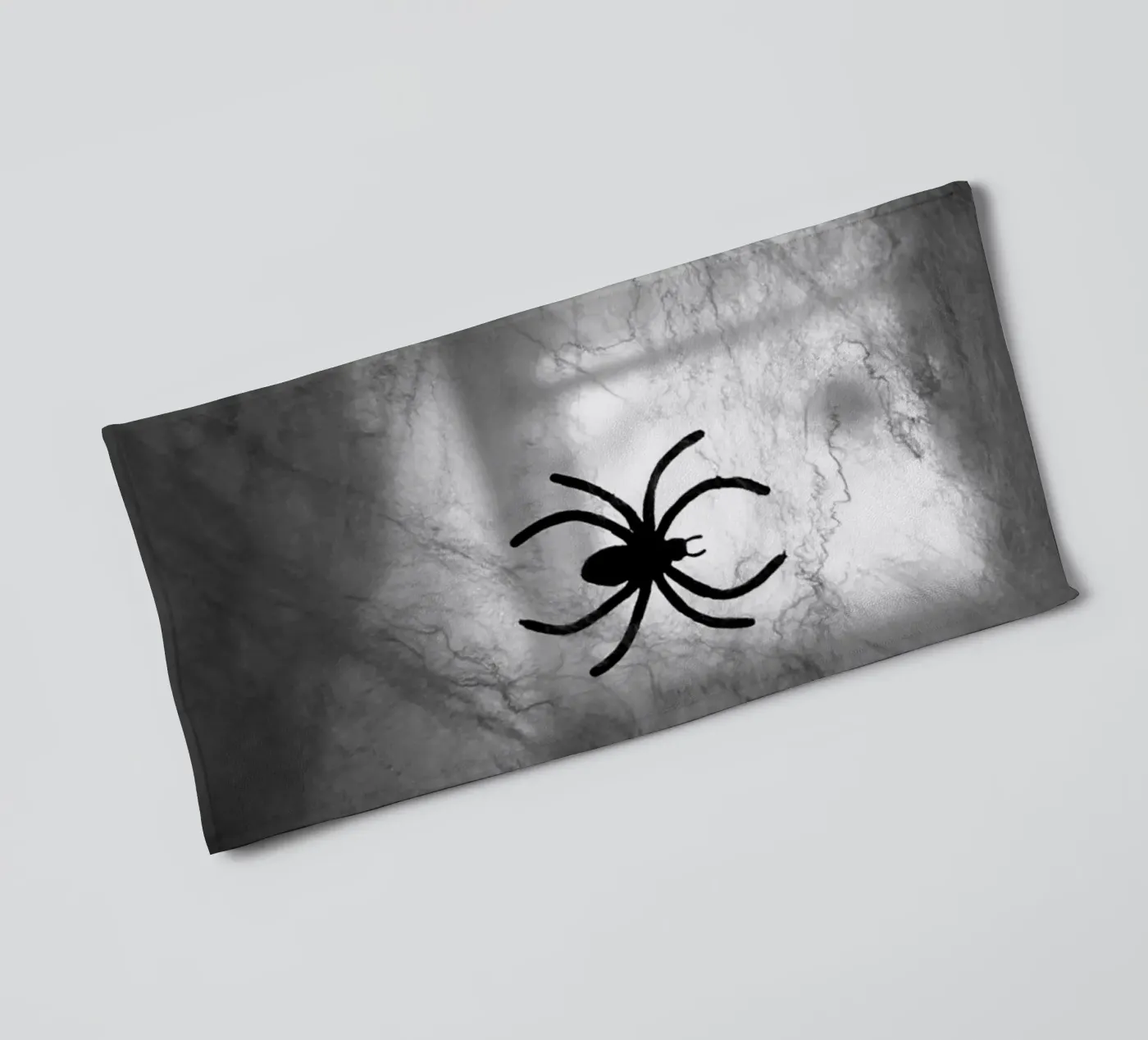 The spider asciugamano da bagno da Massimo Frascogna