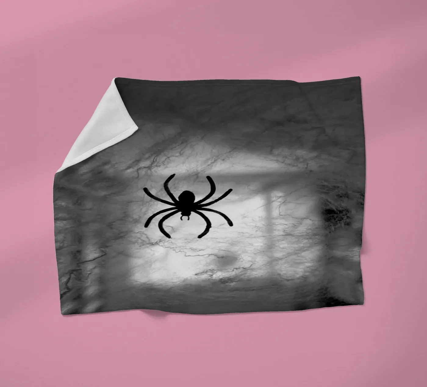 Die Spinne Fleecedecke von Massimo Frascogna