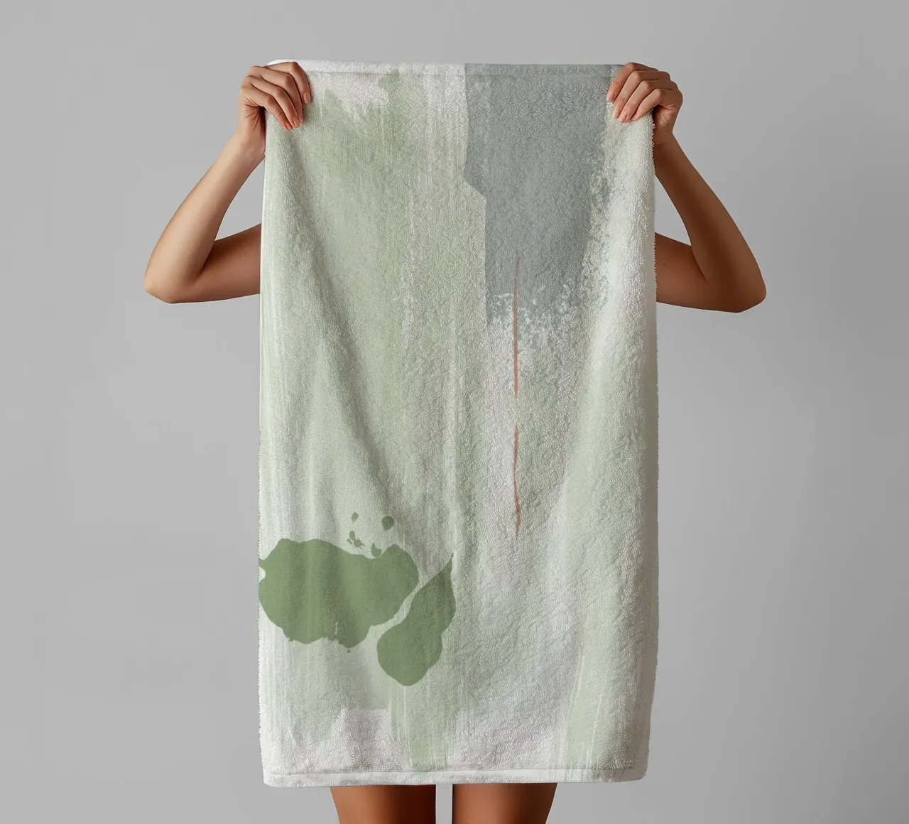 Abstraction douce vert olive serviette de bain de NouveauPrints