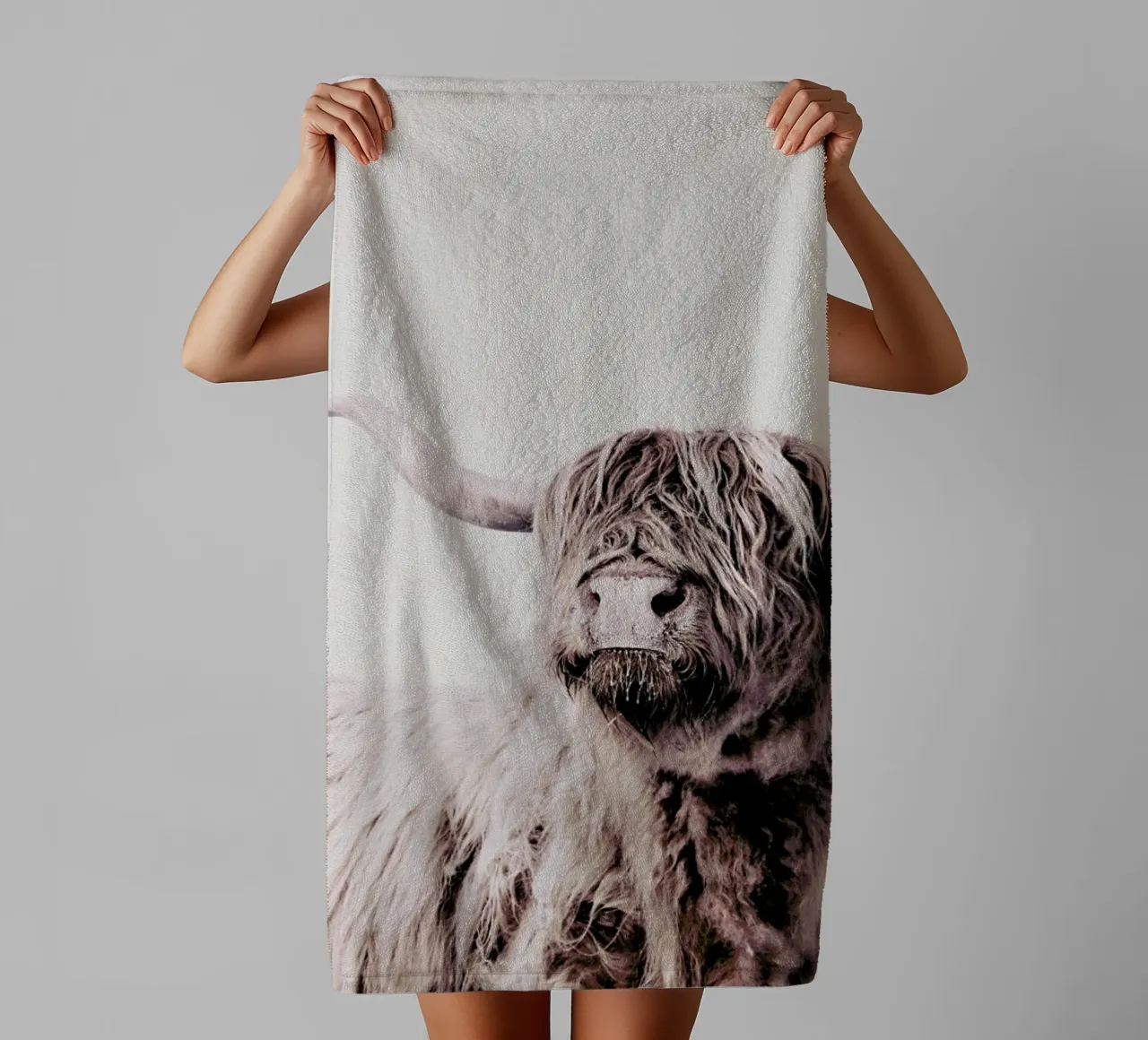 Highland Cattle Frida Crème asciugamano da bagno da Monika Strigel