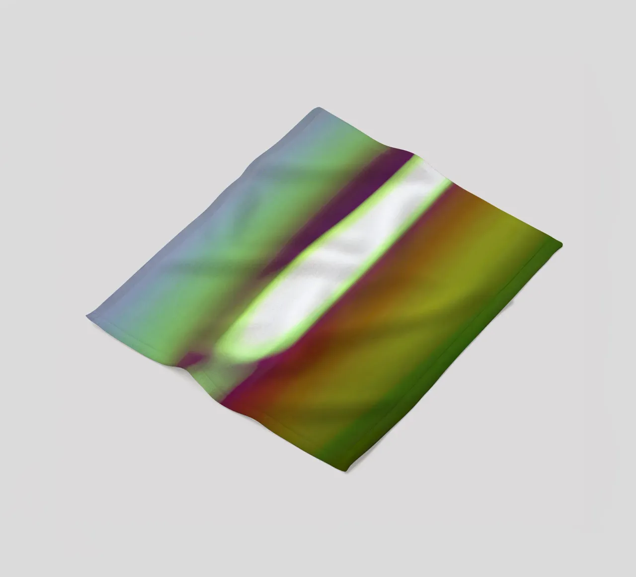 Saturn coperta in pile da Elena Veronese