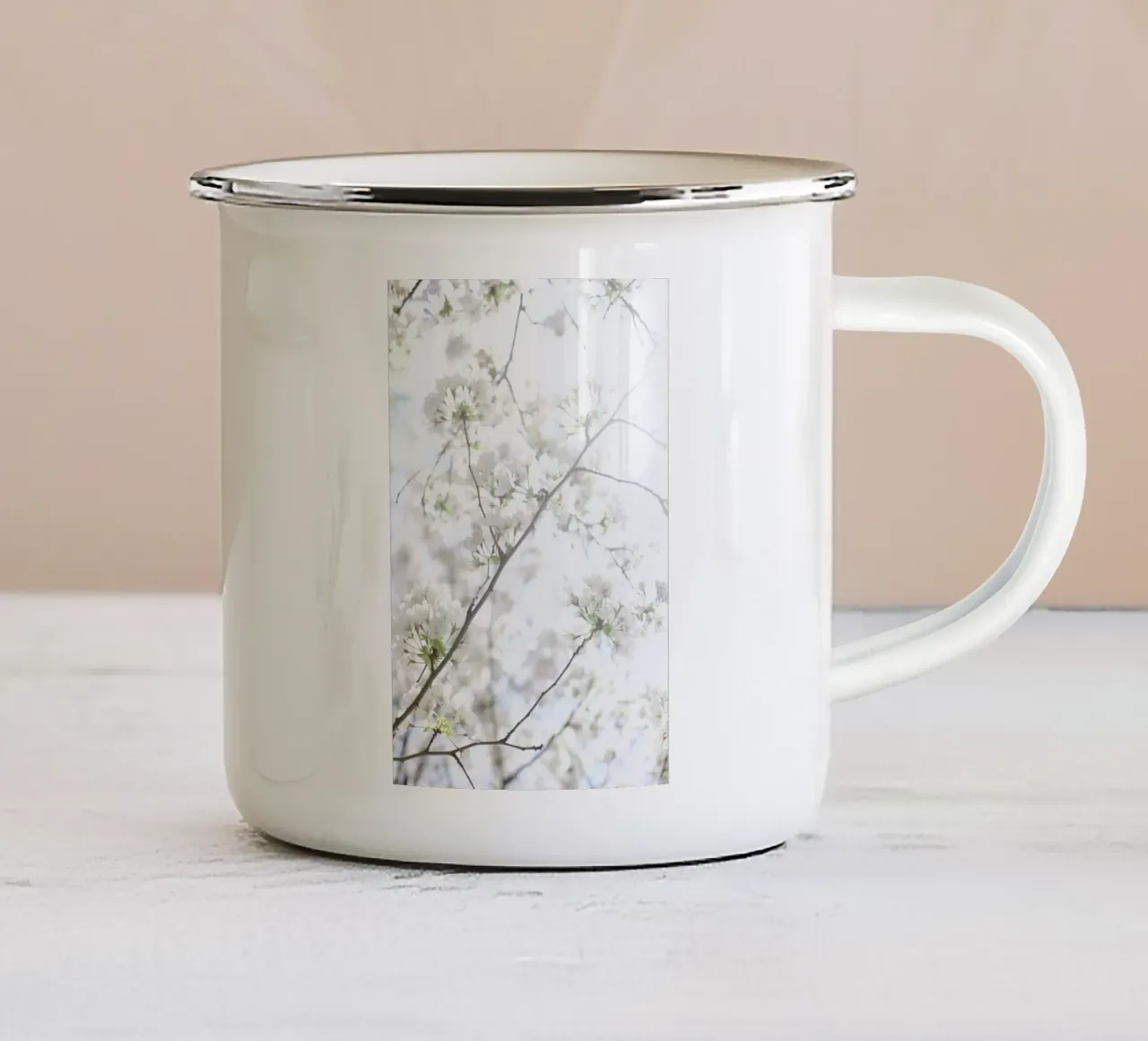 Cherry Blossoms 2 tazza in smalto da Marlene Sørensen