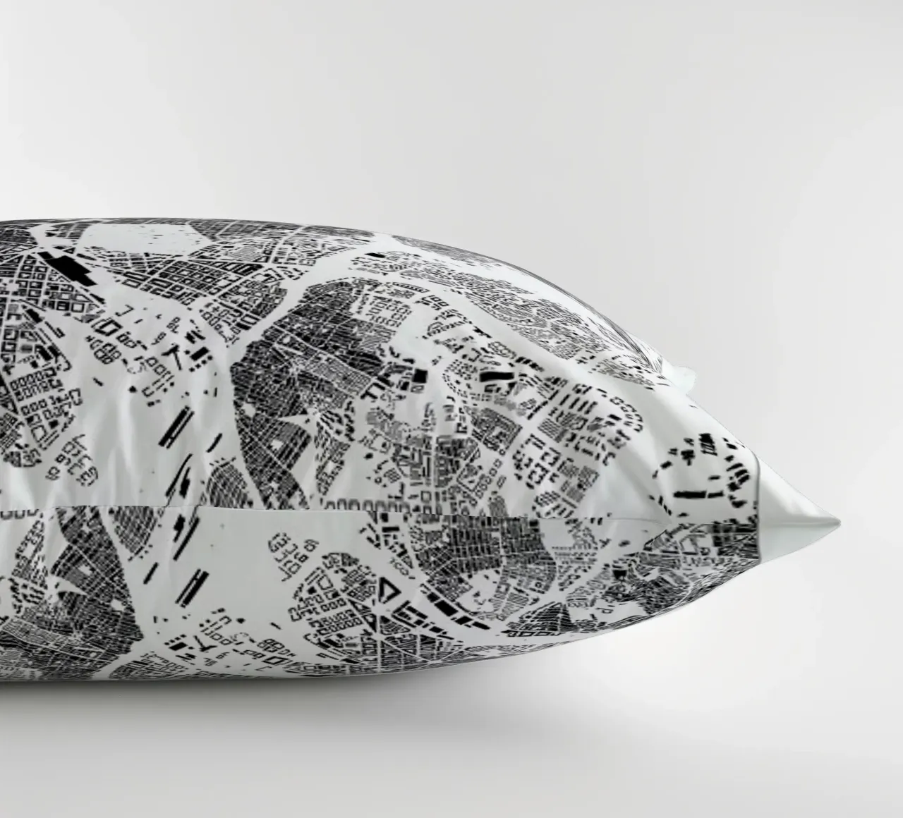 Madrid cuscino da The Cartography Collection