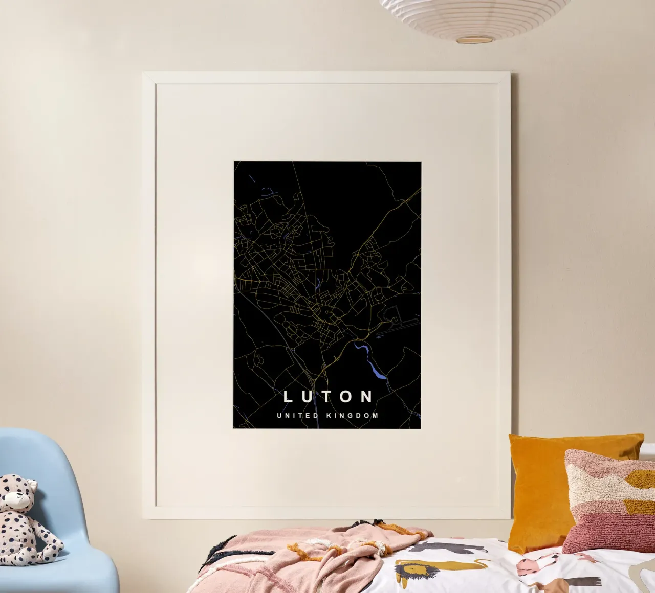 Mappa della città di Luton, Regno Unito, nero e oro carta hahnemühle da Cartographers Library