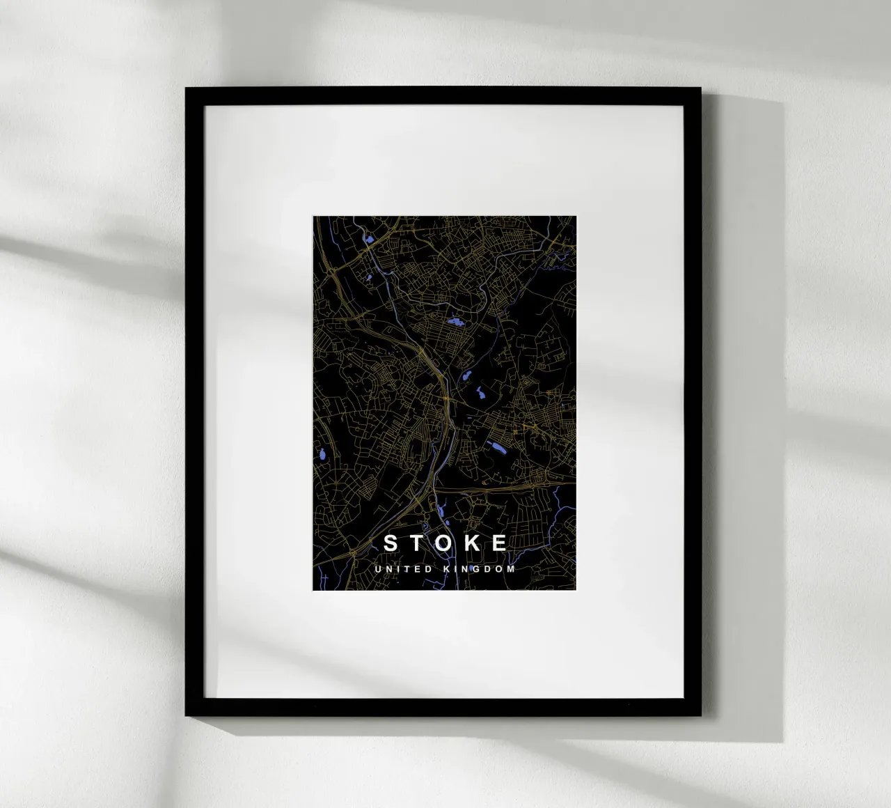 Mappa della città di Stoke Regno Unito nero e oro poster da Cartographers Library