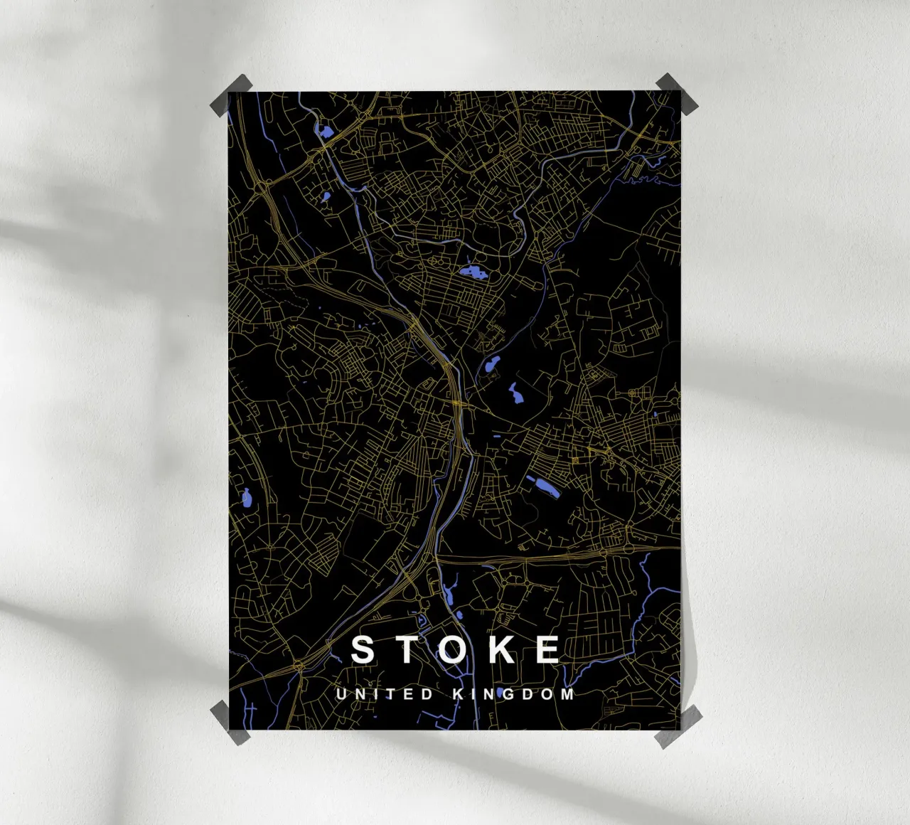 Mappa della città di Stoke Regno Unito nero e oro poster da Cartographers Library