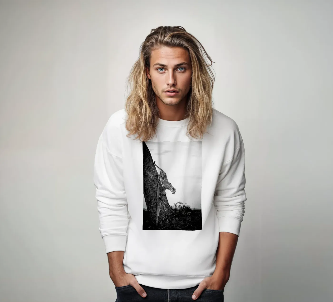 Pouncing Leopard sweatshirt by Natural Kingdom