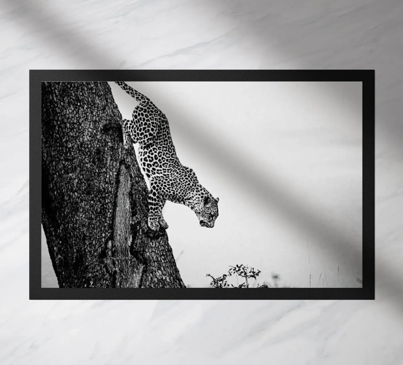 Pouncing Leopard Fußmatte von Natural Kingdom