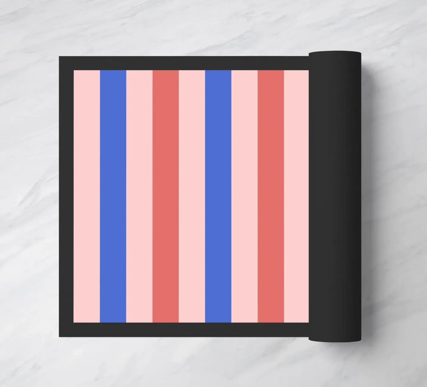 Linee di blush e blu zerbino da Wackapacka