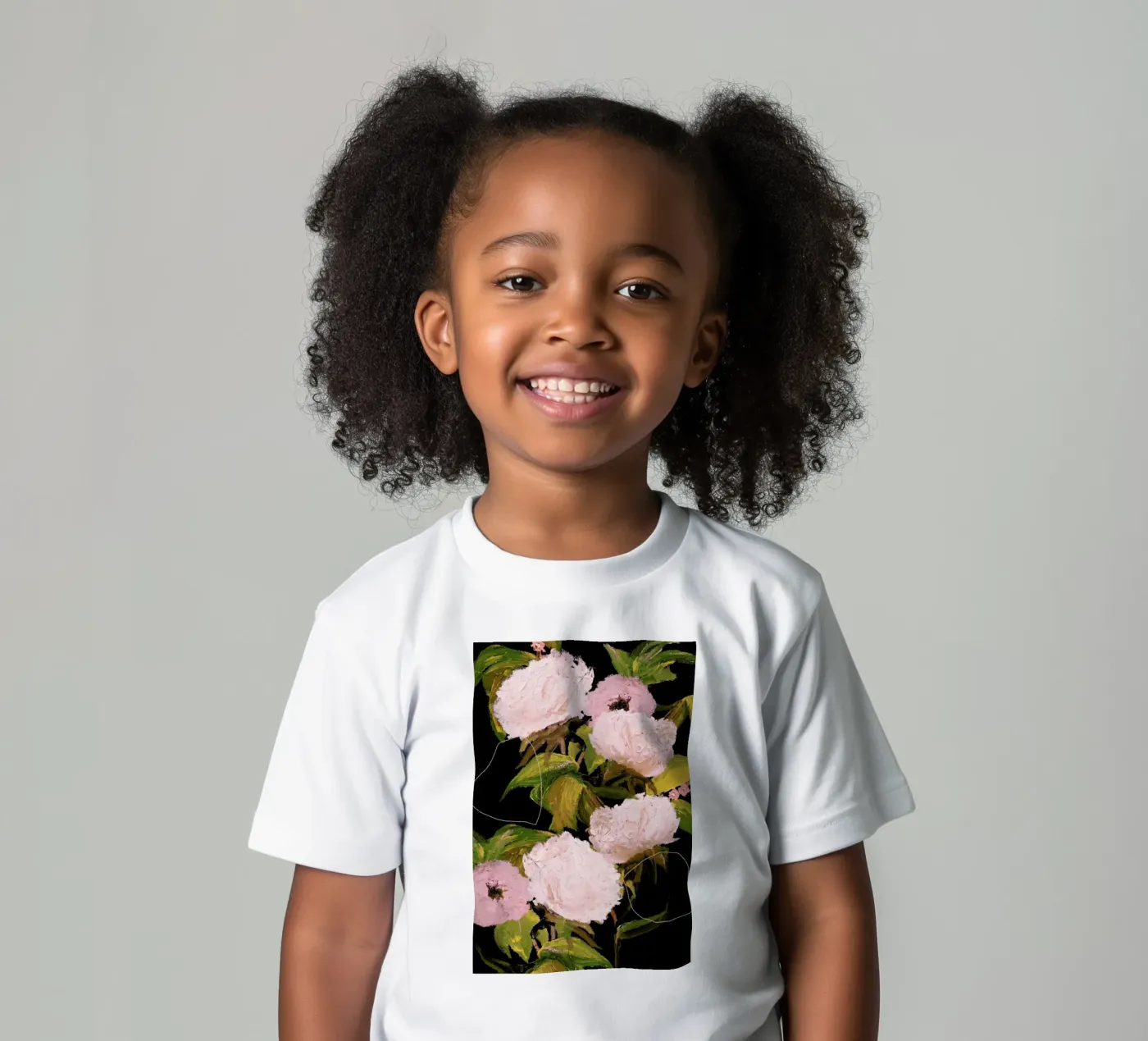 Peonies 2 t-shirt bambini da Leigh Viner