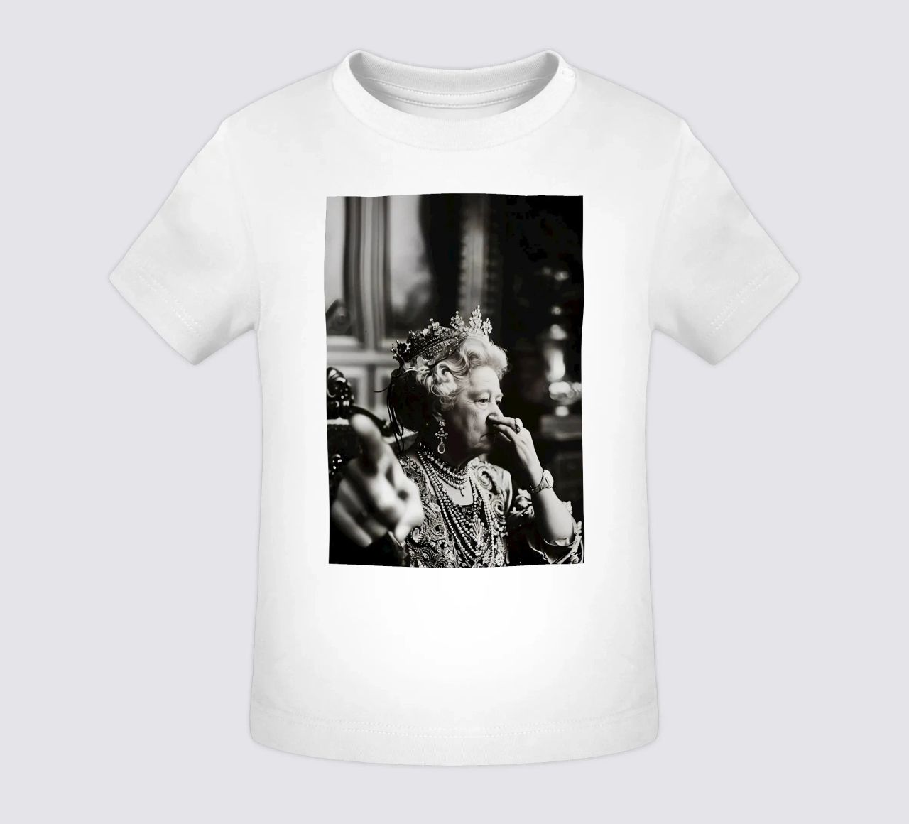 Funny Bathroom Vintage Queen Meme Art t-shirt pour bébé de kembangross