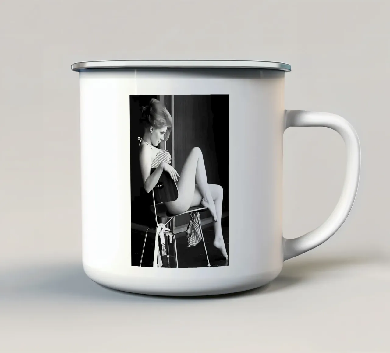 Buon venerdì mattina da Miss Melba Ogle Vintage Retro Art tazza in smalto da kembangross