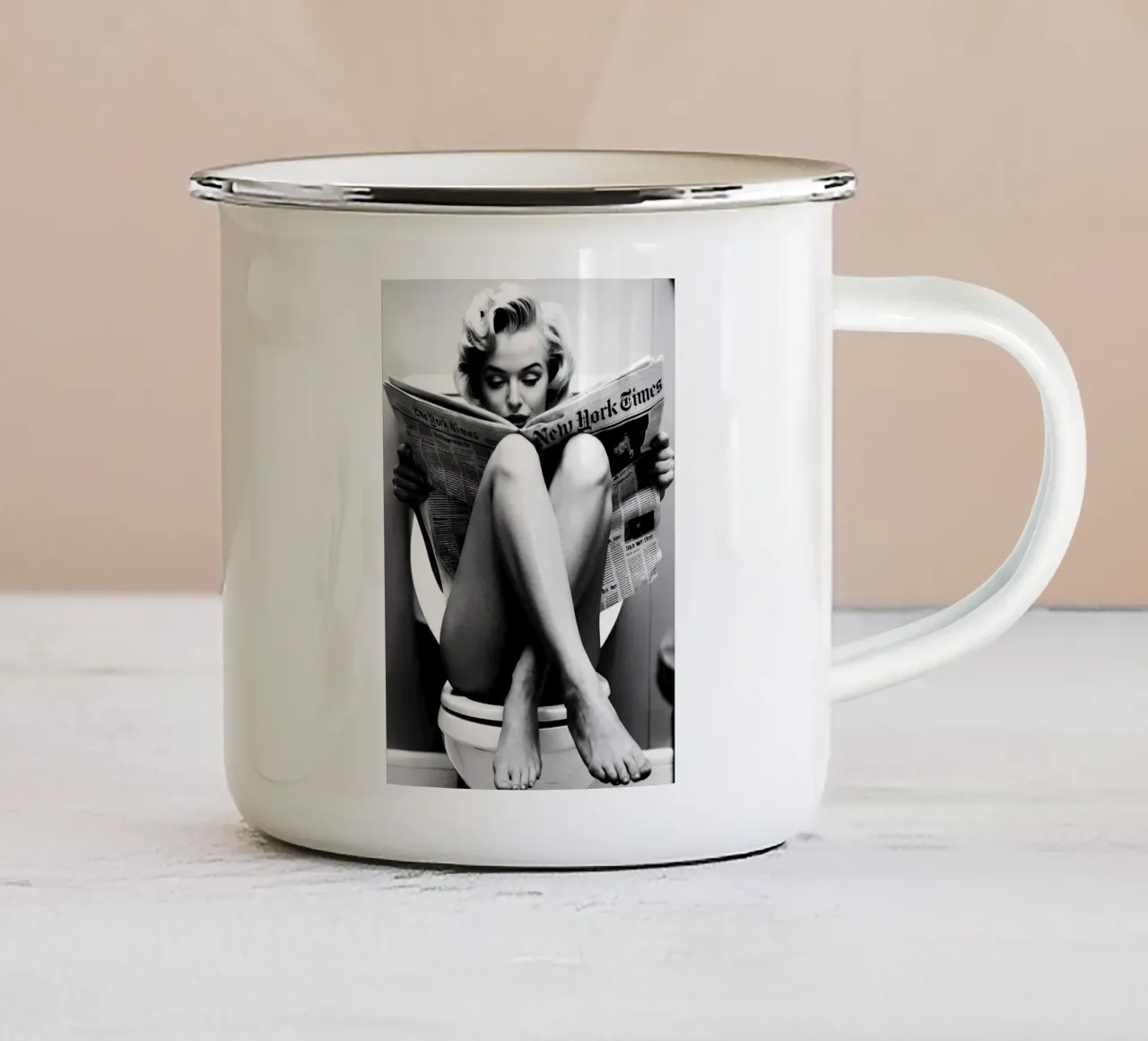 Marilyn sul gabinetto Arte parodistica d'epoca tazza in smalto da kembangross
