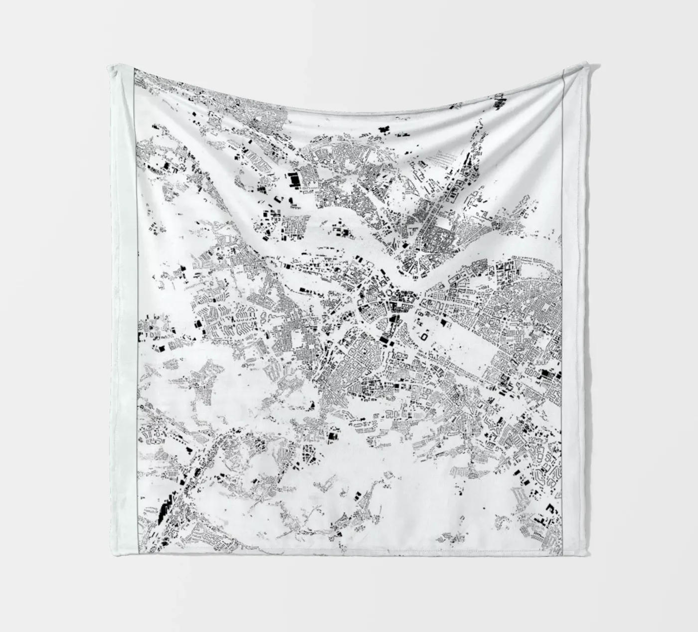 Dresden Fleecedecke von The Cartography Collection