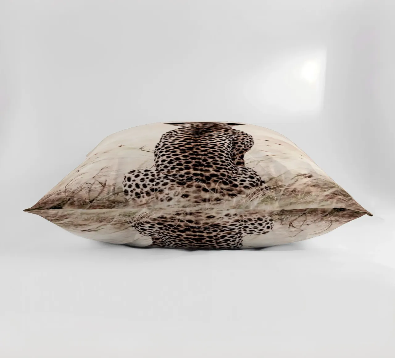 Still Leopard cuscino da Natural Kingdom