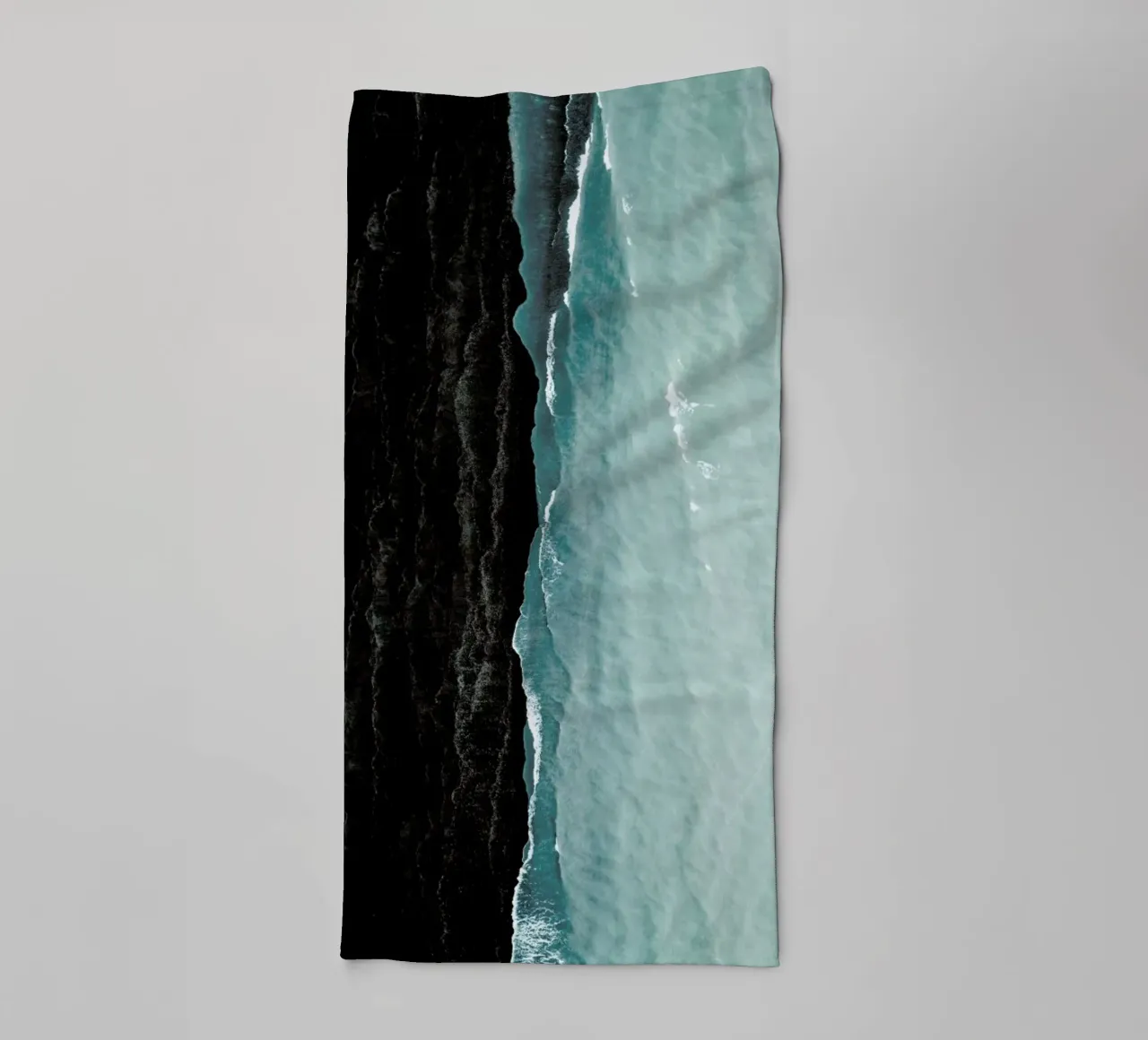 Waves towel by METROPOLIS