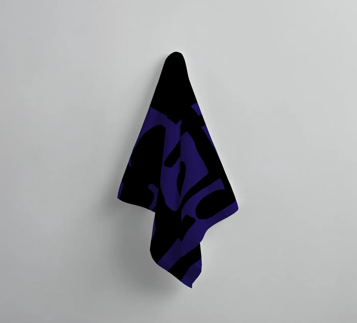 Distant Creatures Handtuch von Tanja Schaub