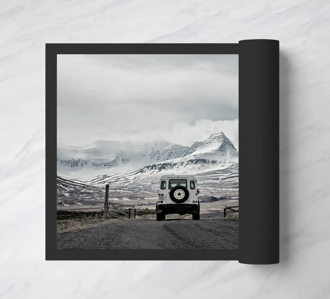 Roam the Planet Iceland 01 zerbino da Monika Strigel